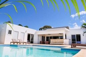 Villamigos - Luxurious 5BD/5BATH Villa @Casa Linda